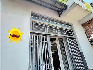 Bán nr hẻm thông tứ bề 40m2, 4,9 tỷ giá tốt tại bùi minh trực, q8, hcm