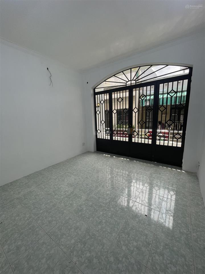 Bán nhà riêng 70m2, 7,6 tỷ ở âu dương lân, chánh hưng, hcm
