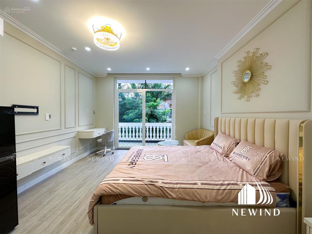 Ch studio, 1 phòng ngủ full nội thất có bancon cửa sổ trung tâm quận 7 sát quận 4
