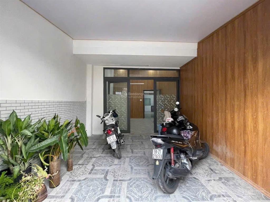 Cho thuê mặt bằng kinh doanh đa nghề văn phòng nail spa cà phê trung tâm quận 7