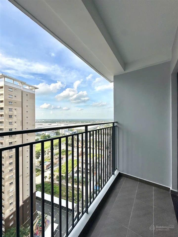 Bán the glory  2pn  61m2  giá 2,9 tỷ  view sân tennis  hđ thuê 10m/tháng