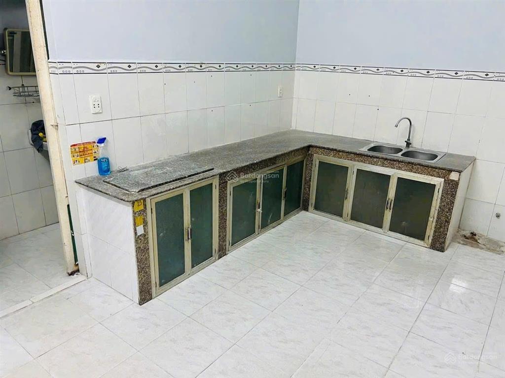 Nhà hẻm 1716 huỳnh tấn phát, dt 75m2, cách q7 5 phút, chỉ 4.95 tỷ tl