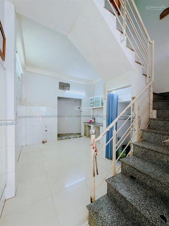 Nhà shr đường tân mỹ, dt 38m2, nở hậu, ngay trường đh marketing, chỉ 3.68ty tl