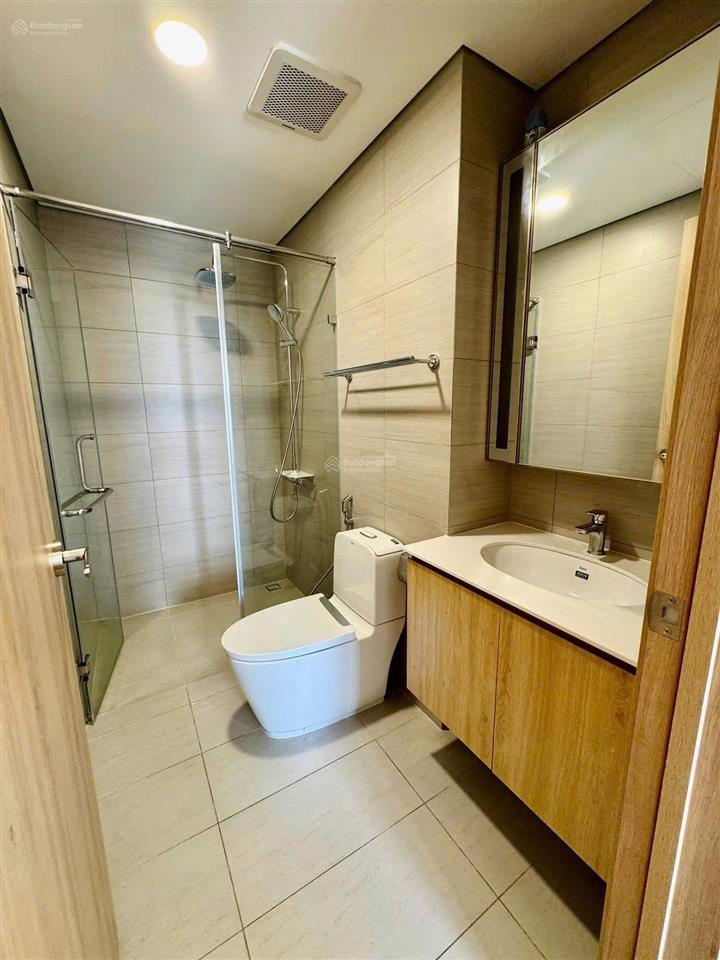 3,78 tỷ cho căn akari 2pn 61m2 phân khu 2 sổ hồng sẵn, nhà mới.