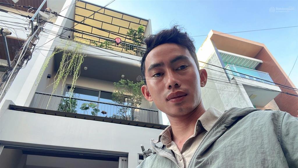 Bán nhà riêng tại bưng ông thoàn, 6,3 tỷ, 52 m2, 3pn, 3wc, chính chủ