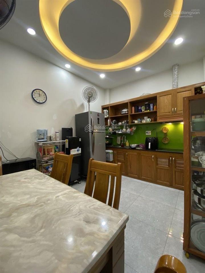 Nhà siêu rẻ  5 tầng  hẻm nhựa xe tải sát mặt tiền đường tân kỳ tân quý chỉ 6. x tỷ