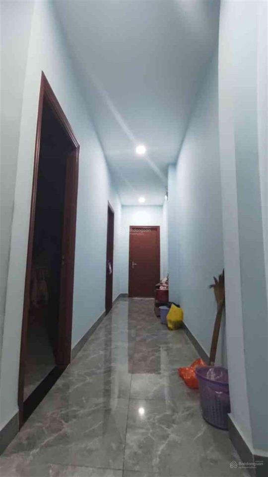 Nhà siêu đẹp  3 tầng  88 m2 bình tân sân rộng để 57 xe có master riêng giá chỉ 5.55 tỷ*