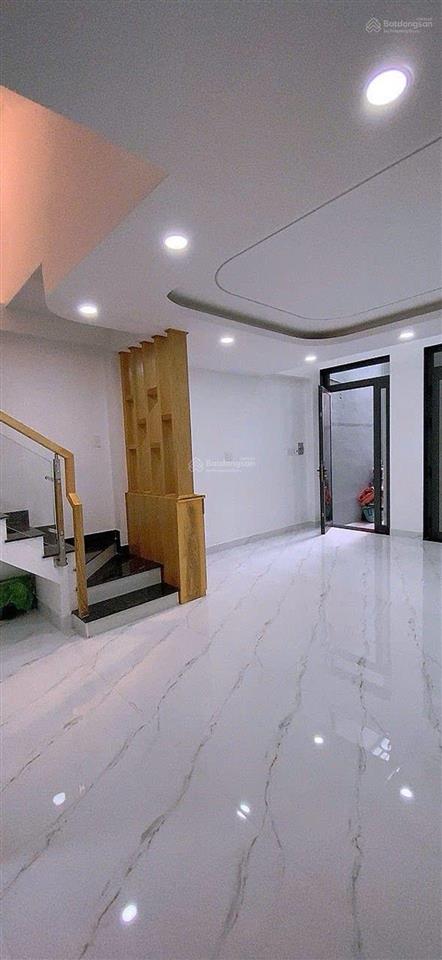 Chỉ 4.65 tỷ  sở hữu nhà mới toanh đường lô tư 3 tầng  dtsd 99m2.