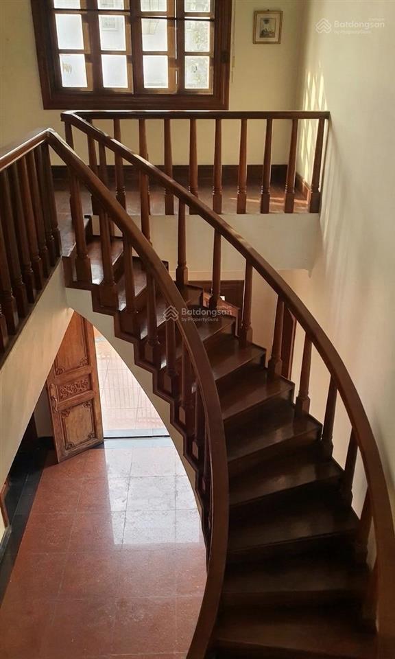 Tâm điểm biệt thự châu âu 716m2 tại làng "tướng" thủ đức