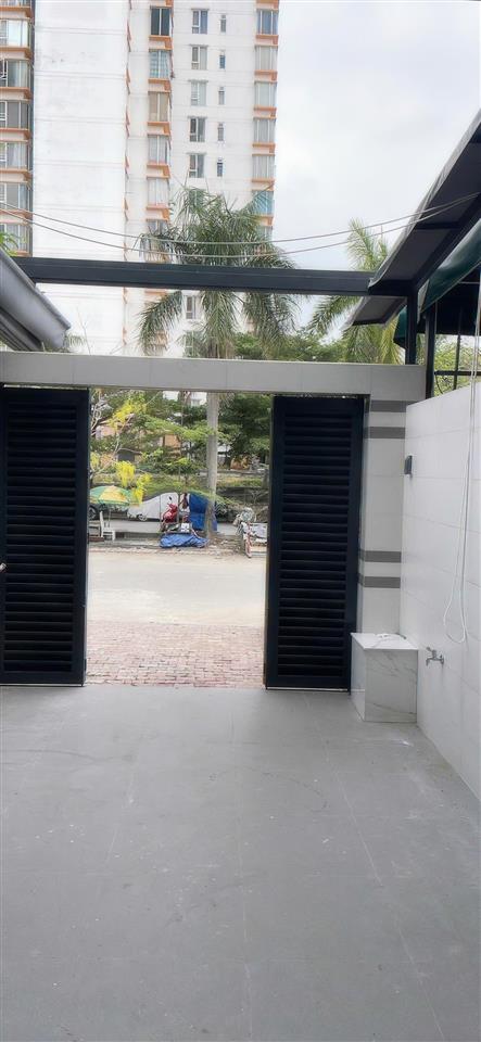 Cho thuê mặt bằng rộng rãi gần chung cư tiện kinh doanh văn phòng và các ngành nghề làm đẹp