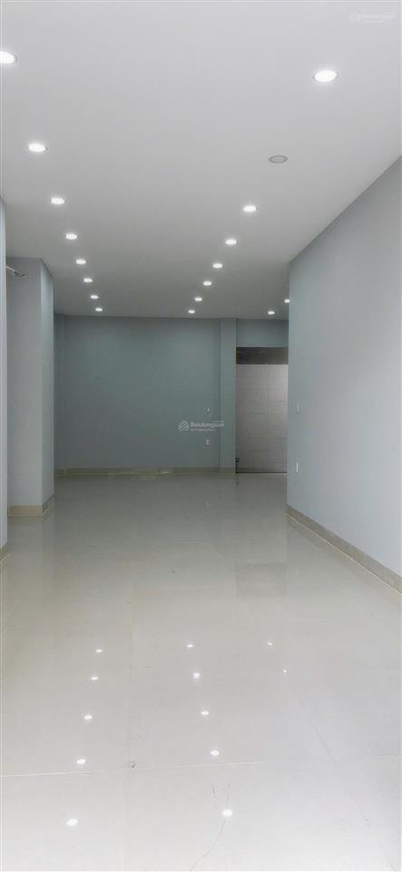 Cho thuê mặt bằng rộng rãi gần chung cư tiện kinh doanh văn phòng và các ngành nghề làm đẹp