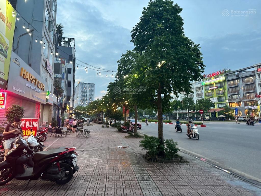 Toà văn phòng mặt phố hồng tiến  vỉa hè rộng  kinh doanh đỉnh  đón cầu trần hưng đạo  chỉ 68tỷ