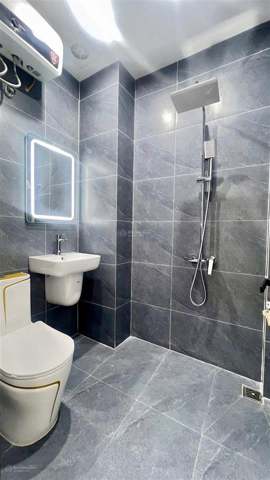 Giảm sốc 500tr!!! phố vũ tông phan25m2x5tô tô đỗ cửachưa 7 tỷ.