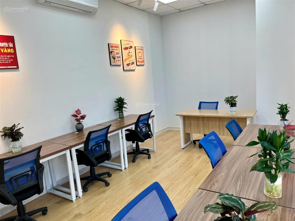 Cho thuê văn phòng sang xịn mịn ngay tại giáp bát  giá sốc