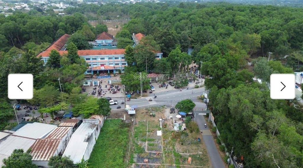 Củ chi, đất full thổ cư xây nhà ở, dân cư đã đông đúc. tiện ích xung quanh đầy đủ giá cả hợp lí