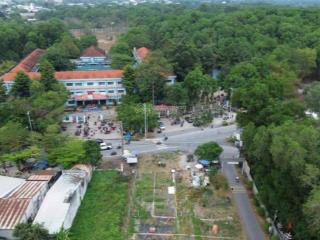 Củ chi, đất full thổ cư xây nhà ở, dân cư đã đông đúc. tiện ích xung quanh đầy đủ giá cả hợp lí