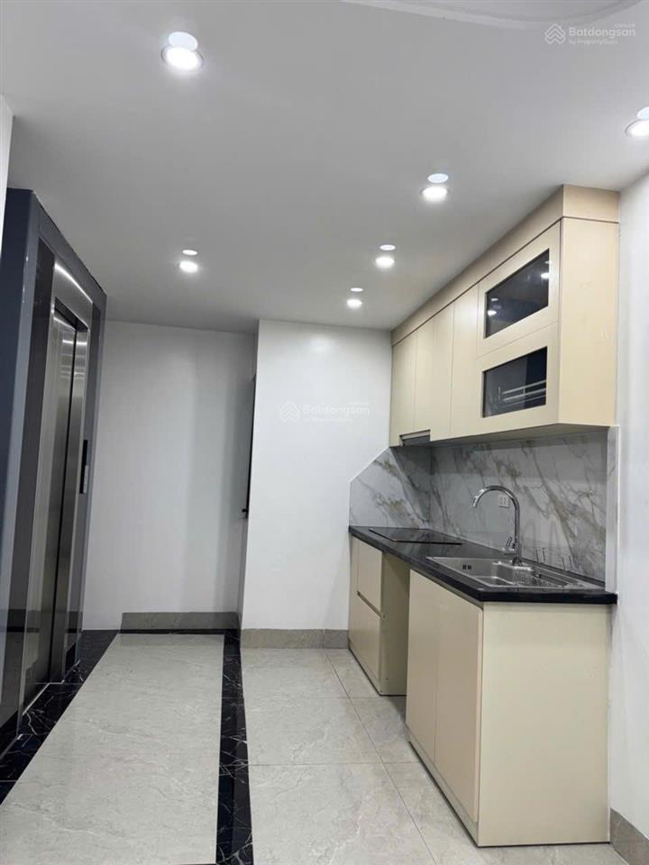 Nhà đẹp mới tinh thang máy xịn xò tại gia quất, bồ đề, hà nội