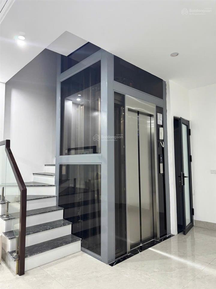 Nhà đẹp mới tinh thang máy xịn xò tại gia quất, bồ đề, hà nội