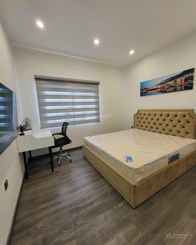 Bán np hùng vương nối dài, 4 tỷ, 100m2, 3pn, 4wc, mặt tiền rộng 7.5m