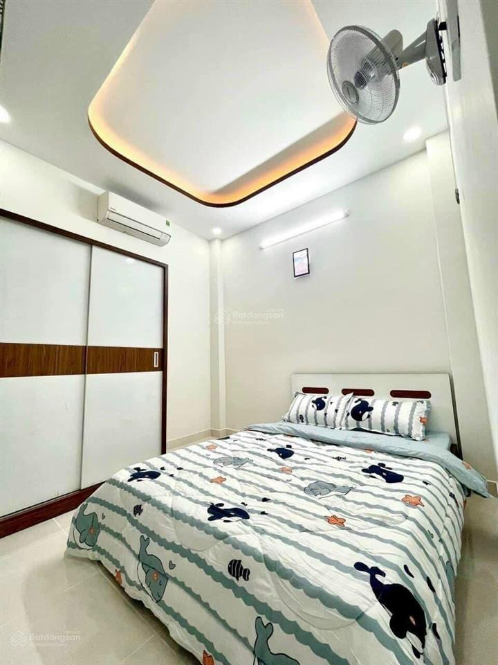 Định cư nước ngoài bán gấp chu văn an, 4 x 15, 3 tầng btct, 3 pn 3wc, sân thượng, gần chợ bình tây