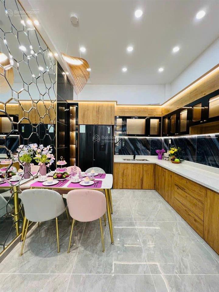 Bán nhà riêng tại đinh bộ lĩnh, 3 tỷ, 20m2, đẹp, nhiều tiện ích