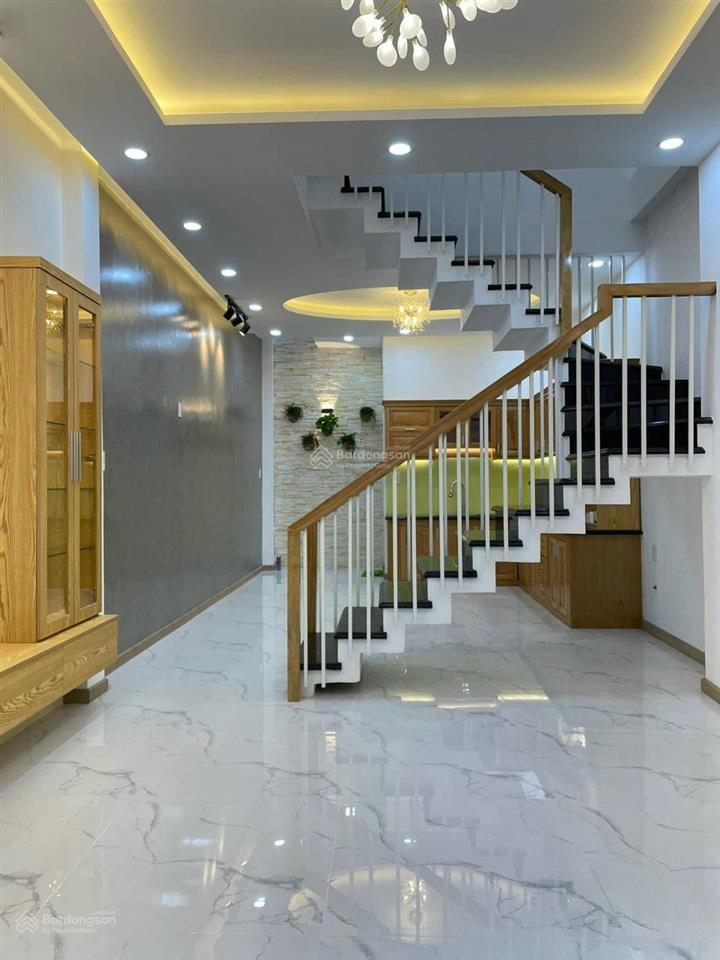 Bán nhà riêng tại trịnh hoài đức, 2 tỷ, 20m2, 2pn, 2wc, hướng tây