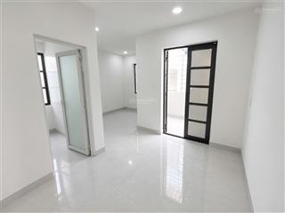 Văn phòng cho thuê giá rẻ từ 3,8tr/tháng tại cityland  có ban công