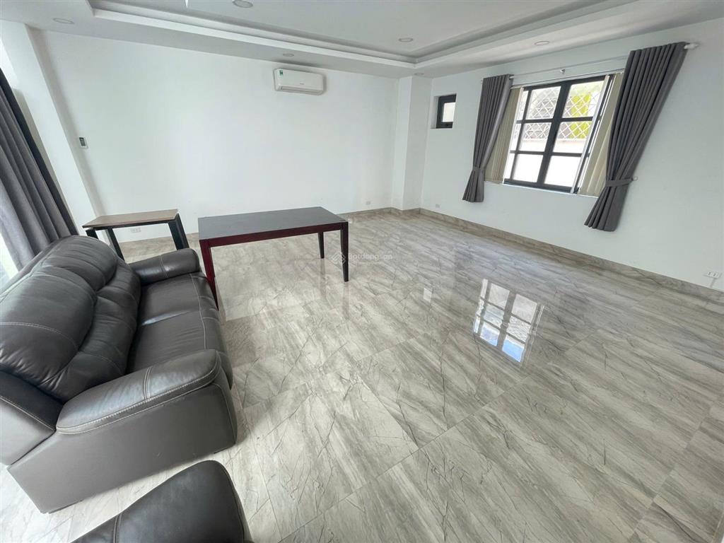 Văn phòng cityland 1p ban công 5tr nguyên lầu 8tr