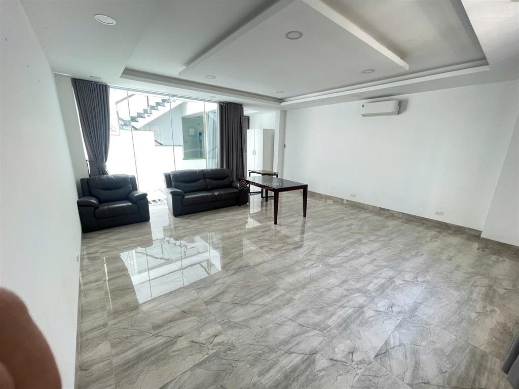 Văn phòng cityland 1p ban công 5tr nguyên lầu 8tr