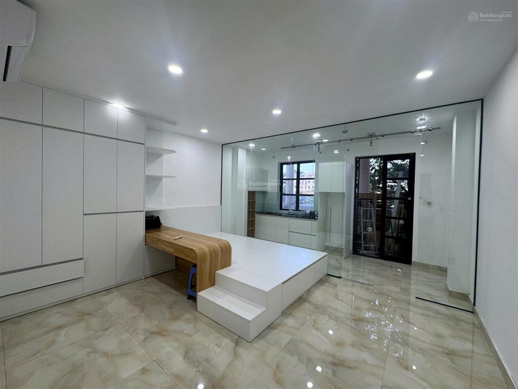Căn hộ dịch vụ cityland full nội thất  ban công