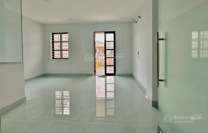 Văn phòng cityland giá rẻ 5tr ban công