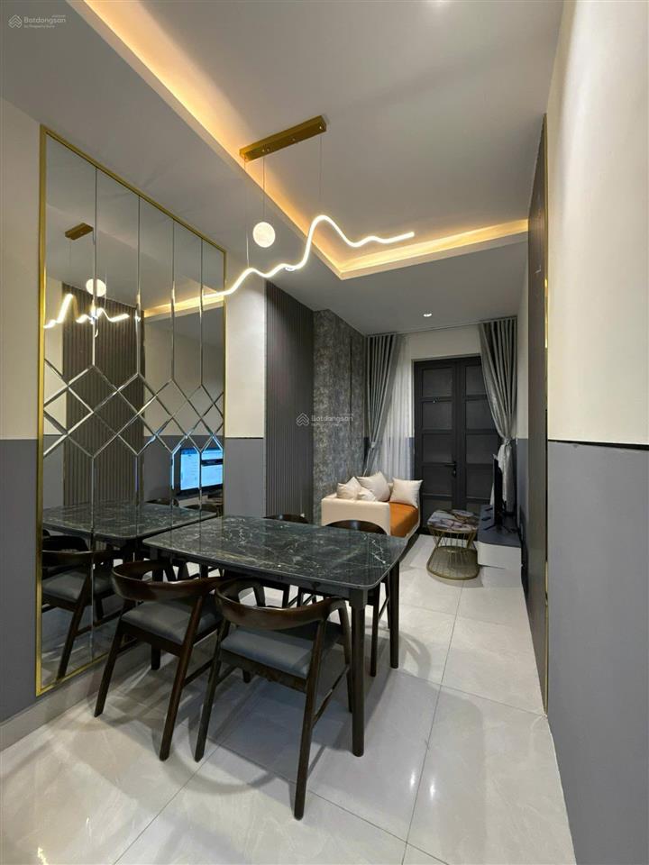 Cho thuê căn hộ dịch vụ 2pn cityland full nội thất  ban công