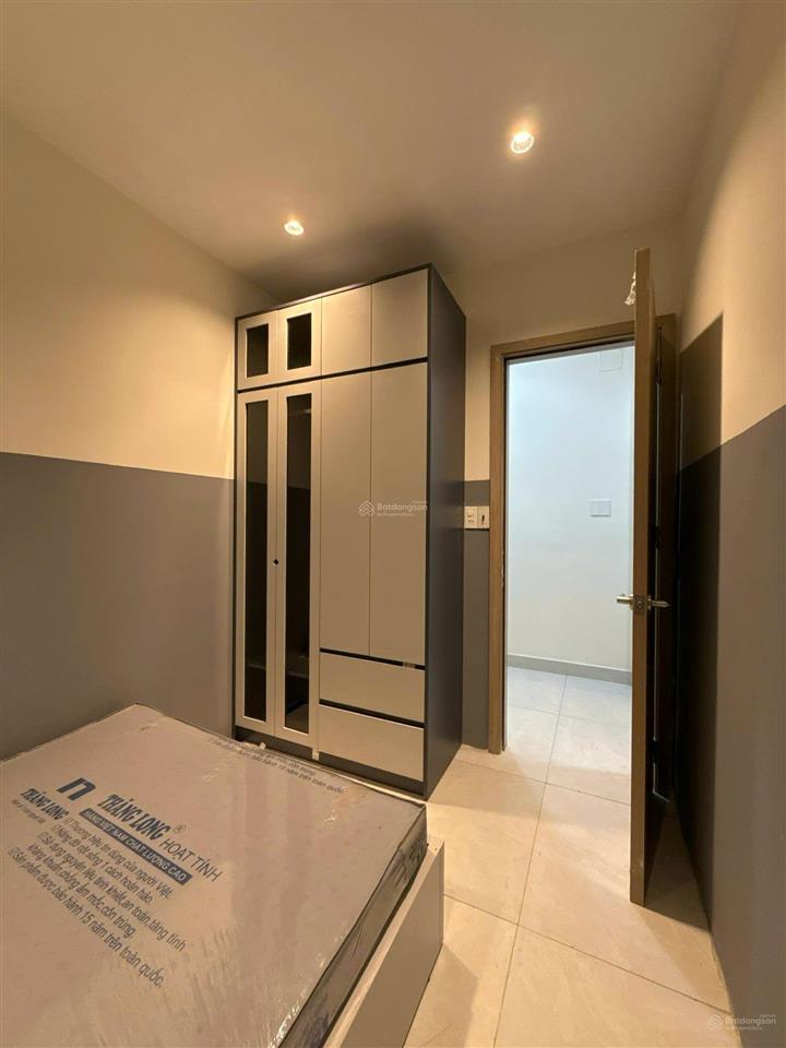 Cho thuê căn hộ dịch vụ 2pn cityland full nội thất  ban công