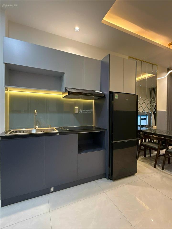 Cho thuê căn hộ dịch vụ 2pn cityland full nội thất  ban công