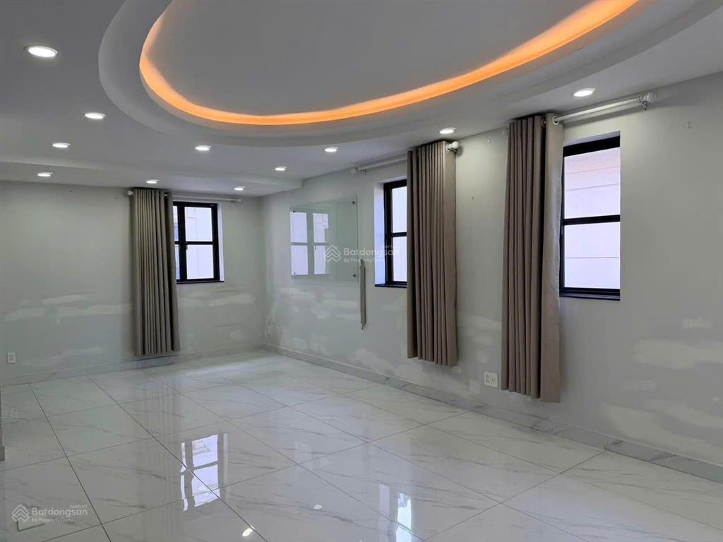Bán nhà nguyên căn cityland chỉ 23 tỷ sẵn thang máy