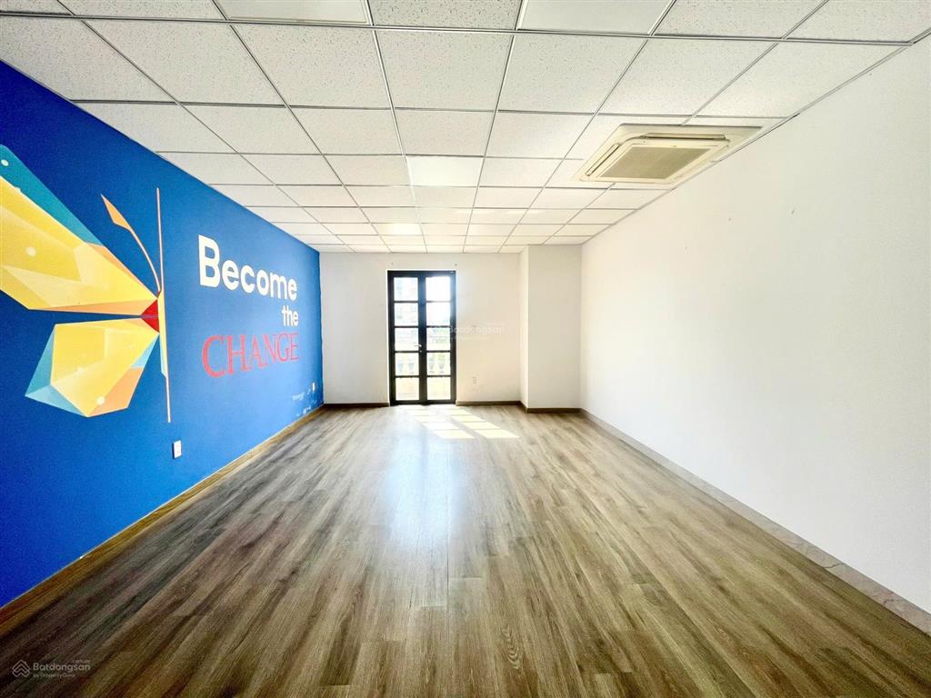 Cho thuê căn góc cityland 80tr/tháng 7x20m