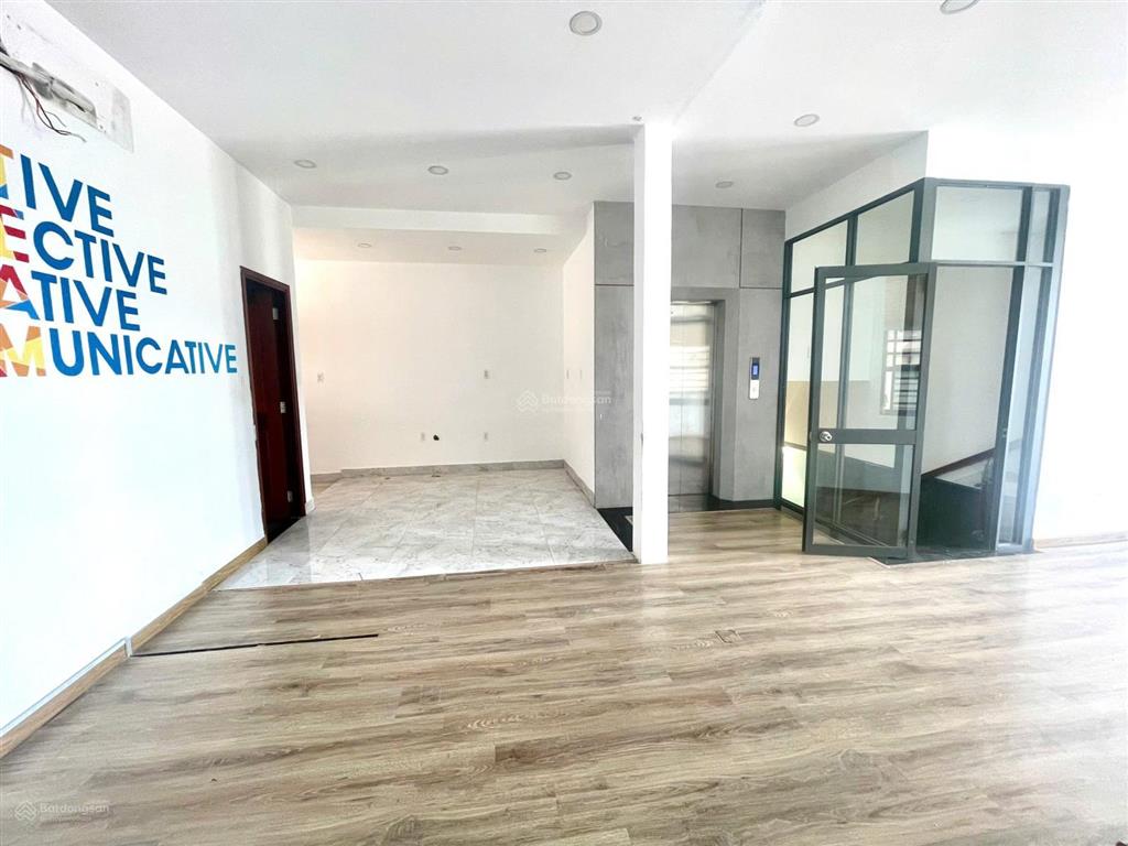 Cho thuê căn góc cityland 80tr/tháng 7x20m