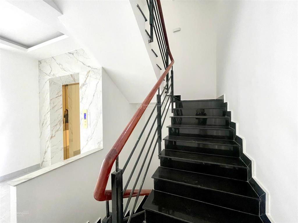 Cho thuê nguyên căn cityland pvt dtxd 400m² 100%