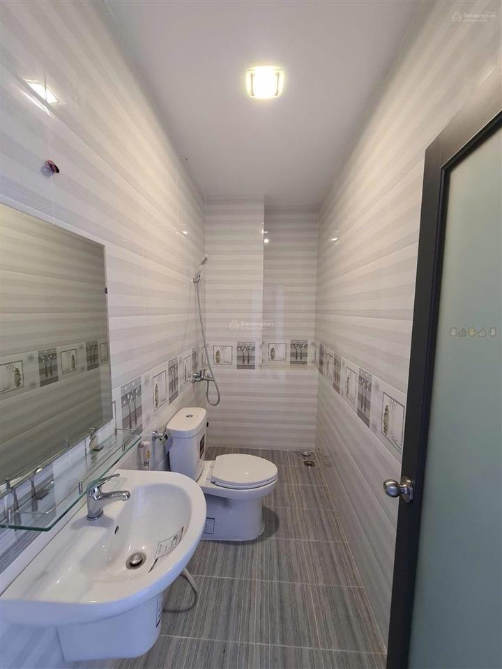 Cho thuê nguyên căn cityland pvt dtxd 400m² 100%