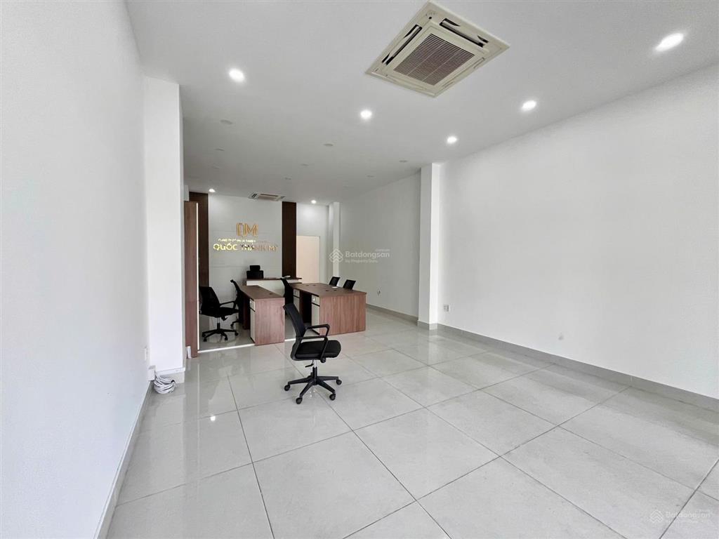 Cho thuê nguyên căn cityland p10 ht 100% 1 trệt 4 giá chỉ 60tr