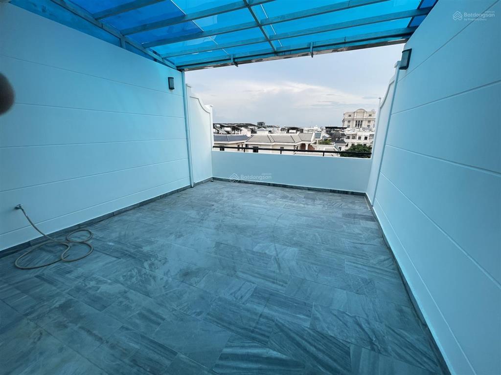 Cho thuê cặp nhà phố nvl, diện tích sử dụng 900m2, có thang máy, full máy lạnh