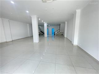 Cho thuê cặp nhà phố nvl dtsd 900m2 có thang máy full máy lạnh