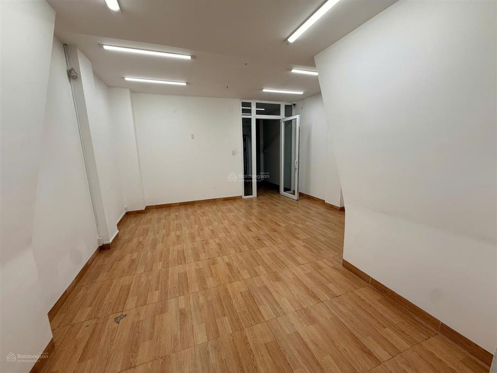 Văn phòng cityland 9tr dtsd 80m2, 2p có lẽ