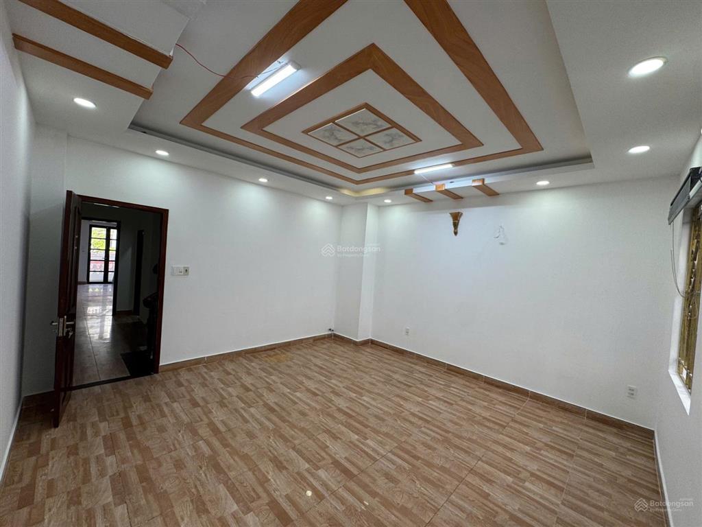 Cho thuê nhà nguyên căn hoàn thiện 100% cityland giá tốt
