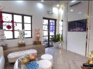 Cho thuê nhà phố cityland 400m2 mới 100% (đã có sẵn trang thiết bị làm spa thẩm mỹ)