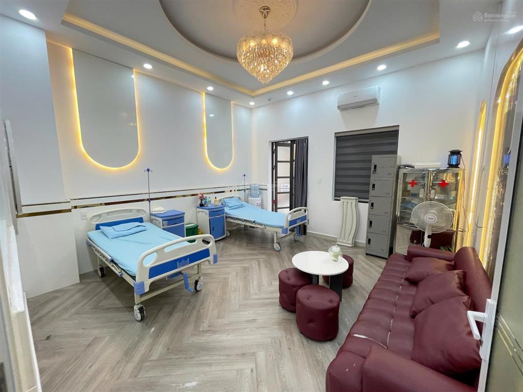 Cho thuê nhà phố cityland 400m2 mới 100% (đã có sẵn trang thiết bị làm spa thẩm mỹ)