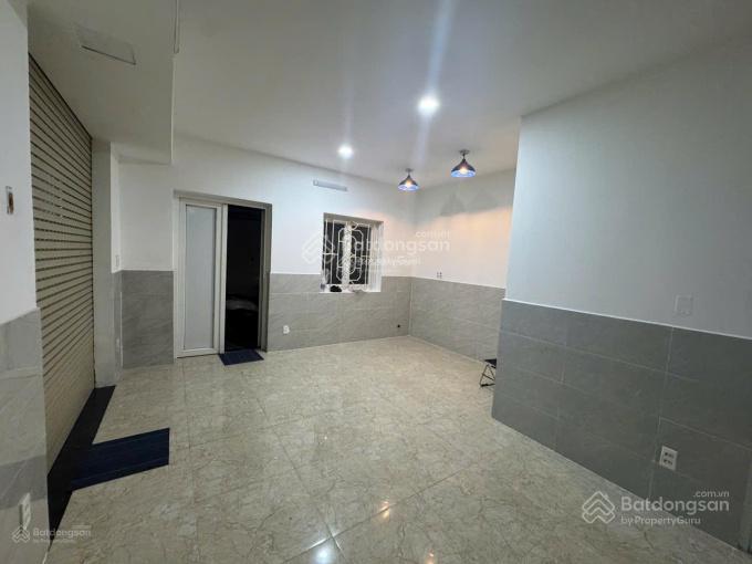 Cho thuê mặt bằng trệt + lửng 2 mặt tiền cityland