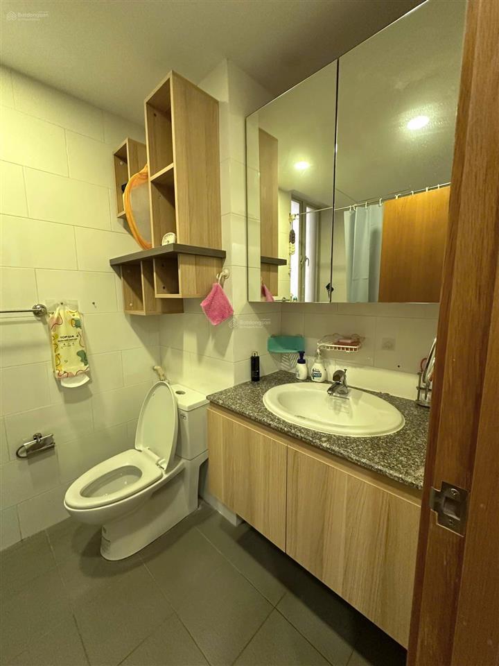 Cho thuê chung cư canary heights 2pn 2wc ql13 thuận an giá 15tr tl