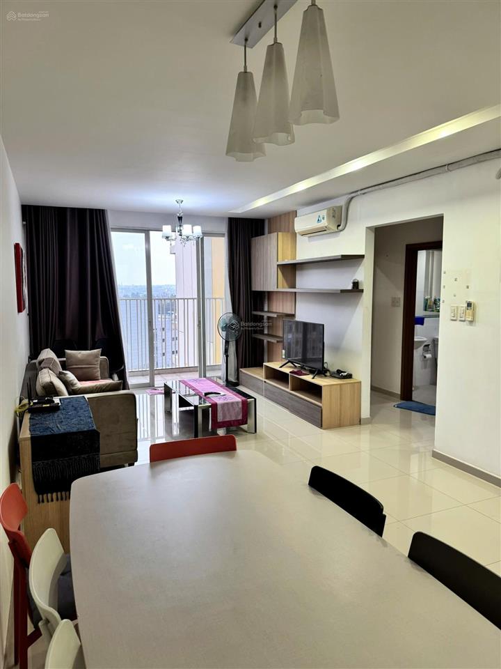 Cho thuê chung cư canary heights 2pn 2wc ql13 thuận an giá 15tr tl