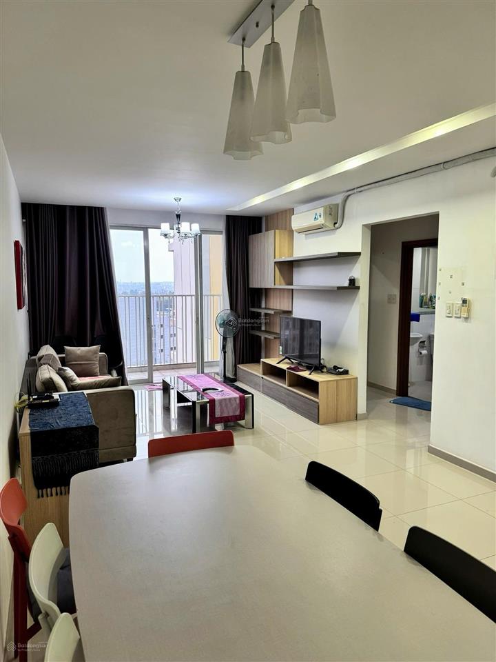 Cho thuê chung cư canary heights 2pn 2wc ql13 thuận an giá 15tr tl